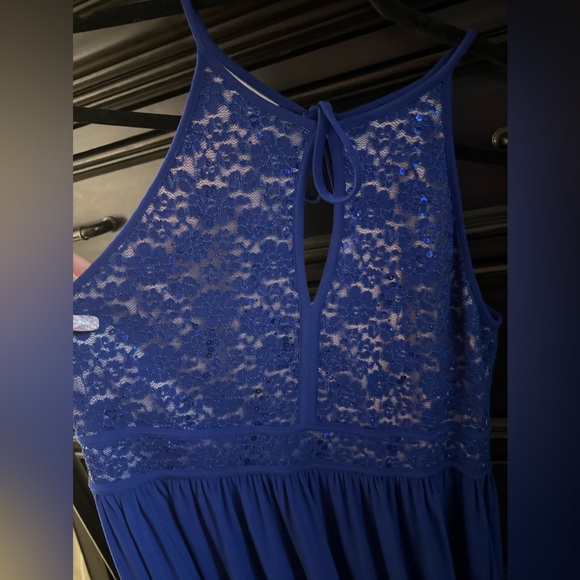 Night way collections long blue sequined gown - Picture 3 of 4